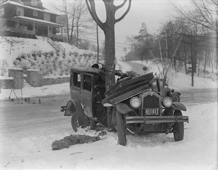 Автомобильные аварии 1930-х годов - потрясающие фотографии