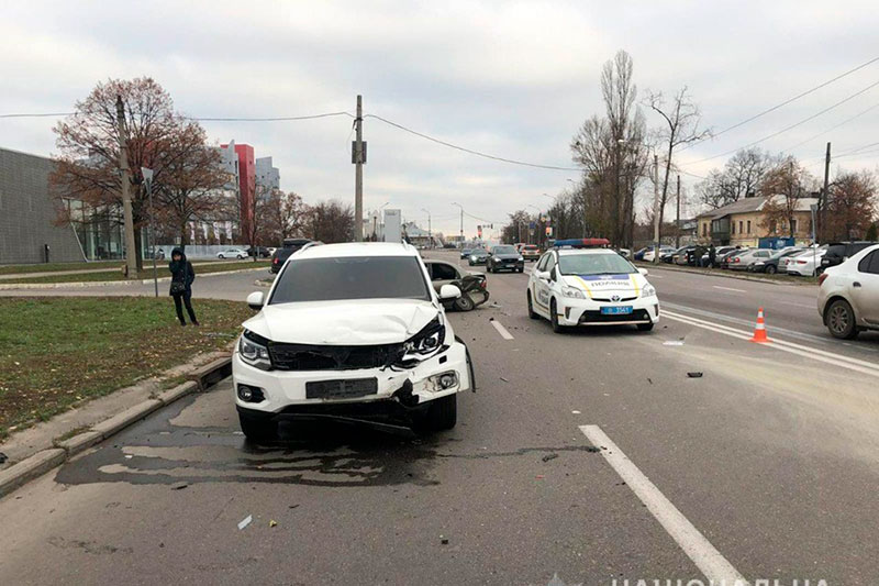 ДТП с такси в Харькове: "Ребенок вылетел из окна" (фото)