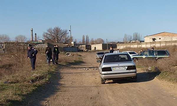 Одесская область: В брошенном такси нашли труп молодого парня (Обновлено)